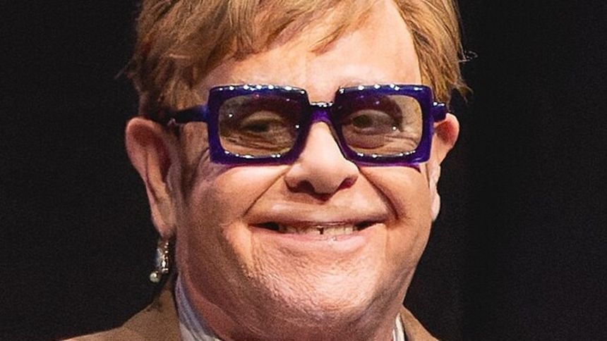 Elton John to zrobił! "To dla mnie nowy początek"