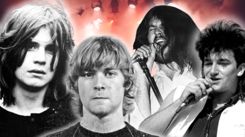 Cztery czarno-białe zdjęcia rockowych muzyków na tle rozświetlonej sceny.