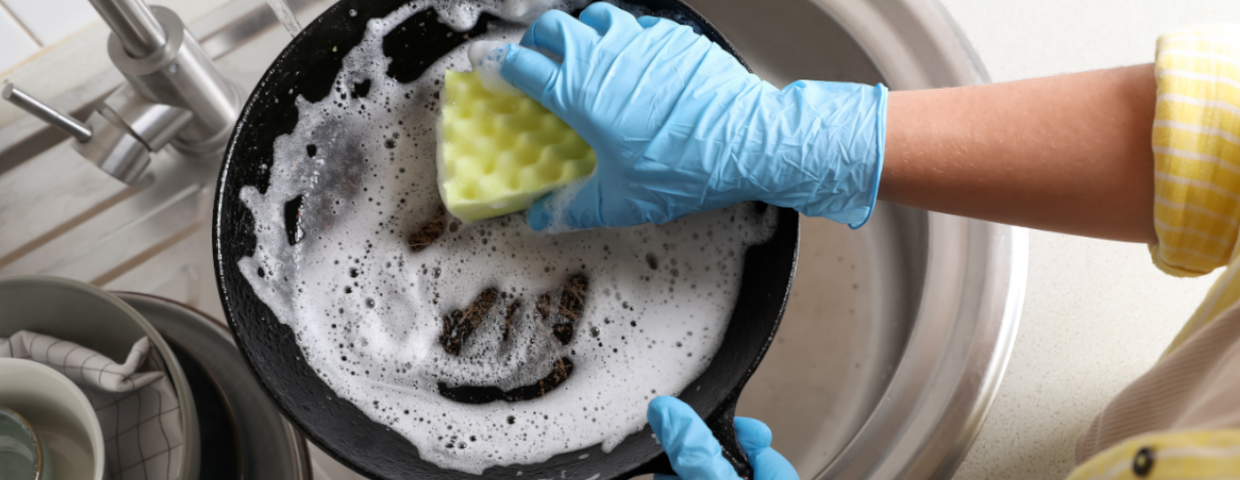 Czyszczenie patelni, jak dbać o patelnię