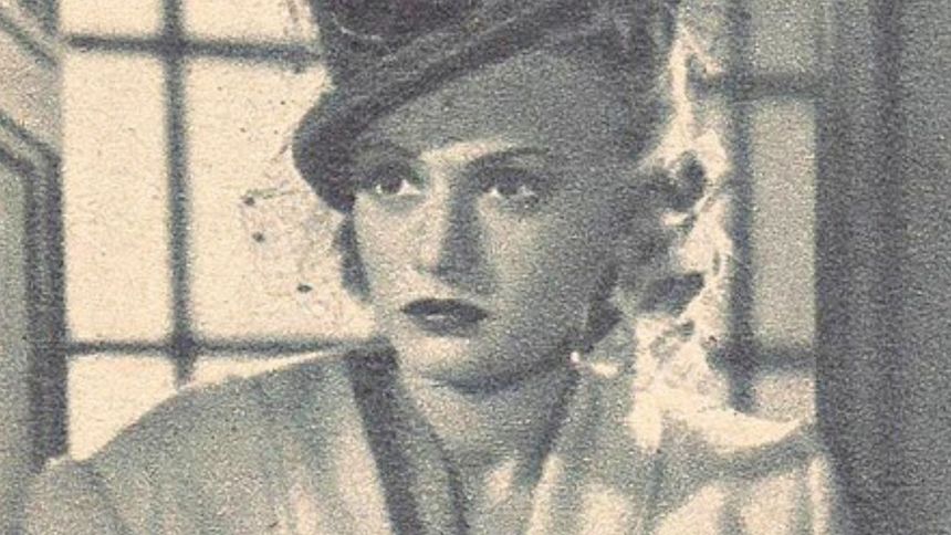 Zofia Jamry w filmie "Zakazane piosenki"