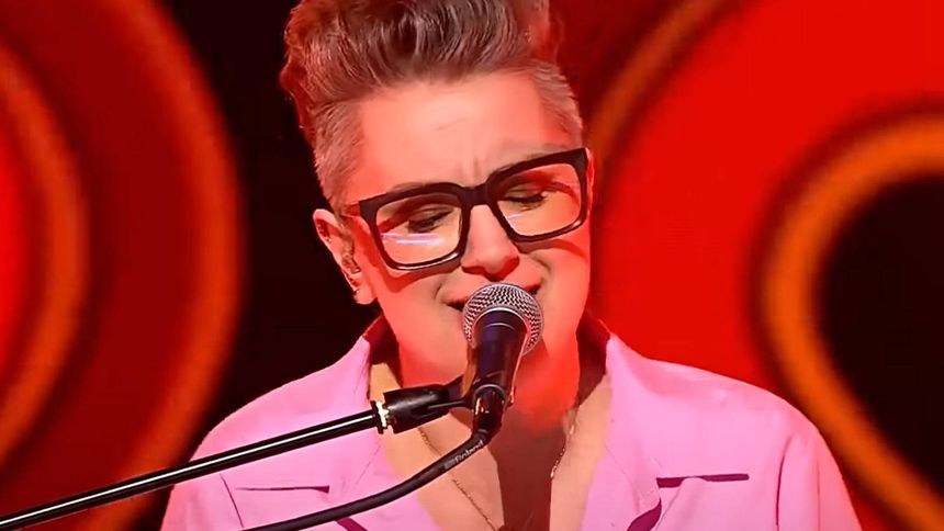 W "Must Be The Music" wybrzmiał hit lat 60.