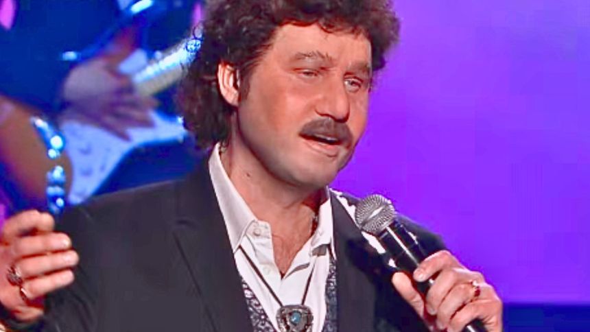 Andrzej Nejman jako Krzysztof Krawczyk
