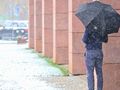 Z pierwszymi opadami śniegu zmierzyła się już m.in. Warszawa.