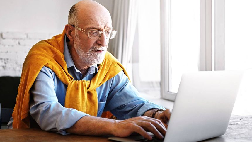 Jak rozpoznać obrazki wygenerowane przez sztuczną inteligencję?