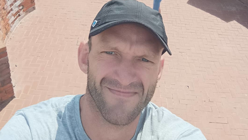 Szczena z „Chłopaków do wzięcia” znowu w więzieniu. Za co go skazali?