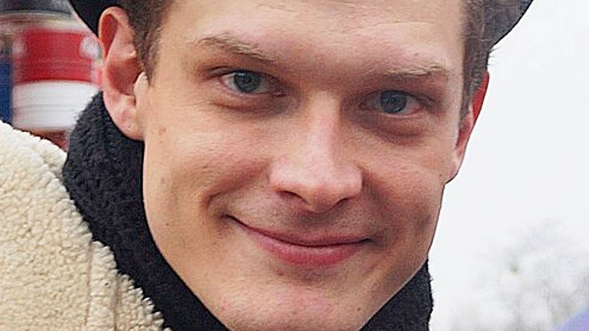 Był gwiazdą "Na Wspólnej" i "W pustyni i w puszczy"