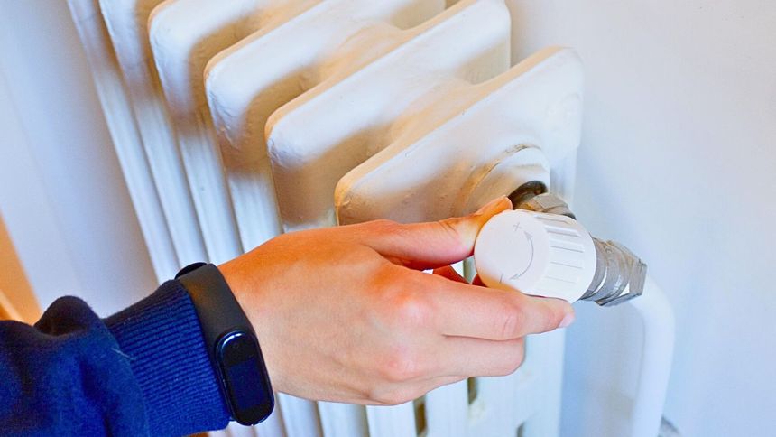 Włóż to za kaloryfer