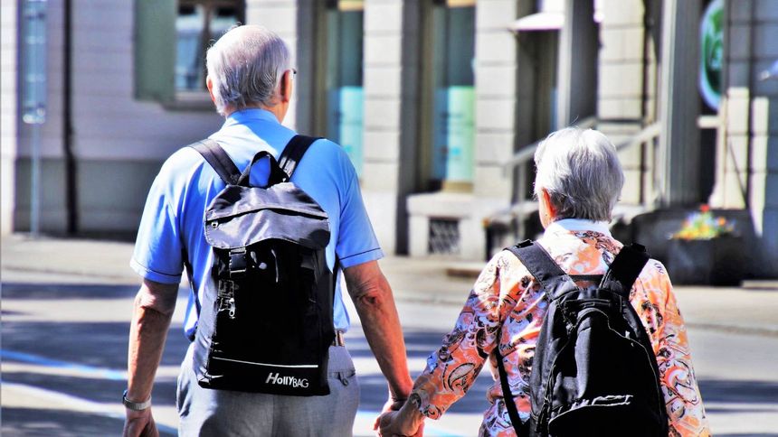 Dofinansowania dla seniorów. Jak skorzystać?