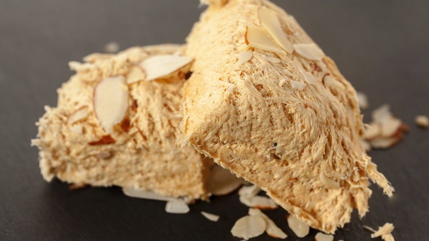 Dlaczego chałwa jest lepsza od innych słodyczy?