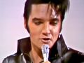 Elvis Presley wykonał "Blue Christmas" podczas występu po siedmioletniej nieobecności scenicznej.