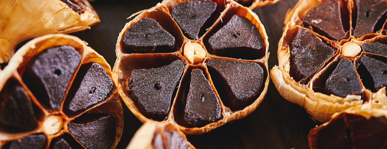 Czarny czosnek, a zdrowie serce i wątroba