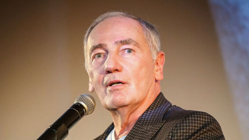 Tej zasady trzyma się Karol Strasburger