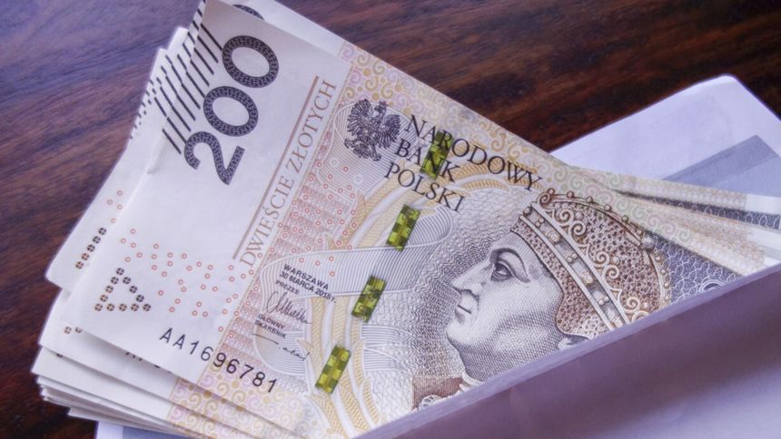 Wystarczy złożyć wniosek, by dostać 400 złotych