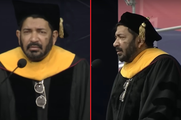Siddharthy Mukherjee podczas przemówienia