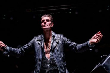 Jane's Addiction - Perry Farrell