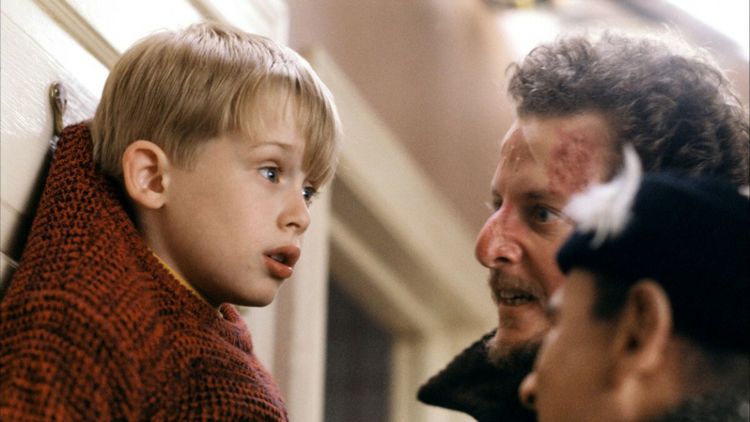 Kevin sam w domu - Macaulay Culkin, Joe Pesci, Daniel Stern - kadr z filmu