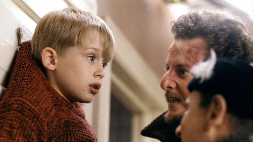 Kevin sam w domu - Macaulay Culkin, Joe Pesci, Daniel Stern - kadr z filmu