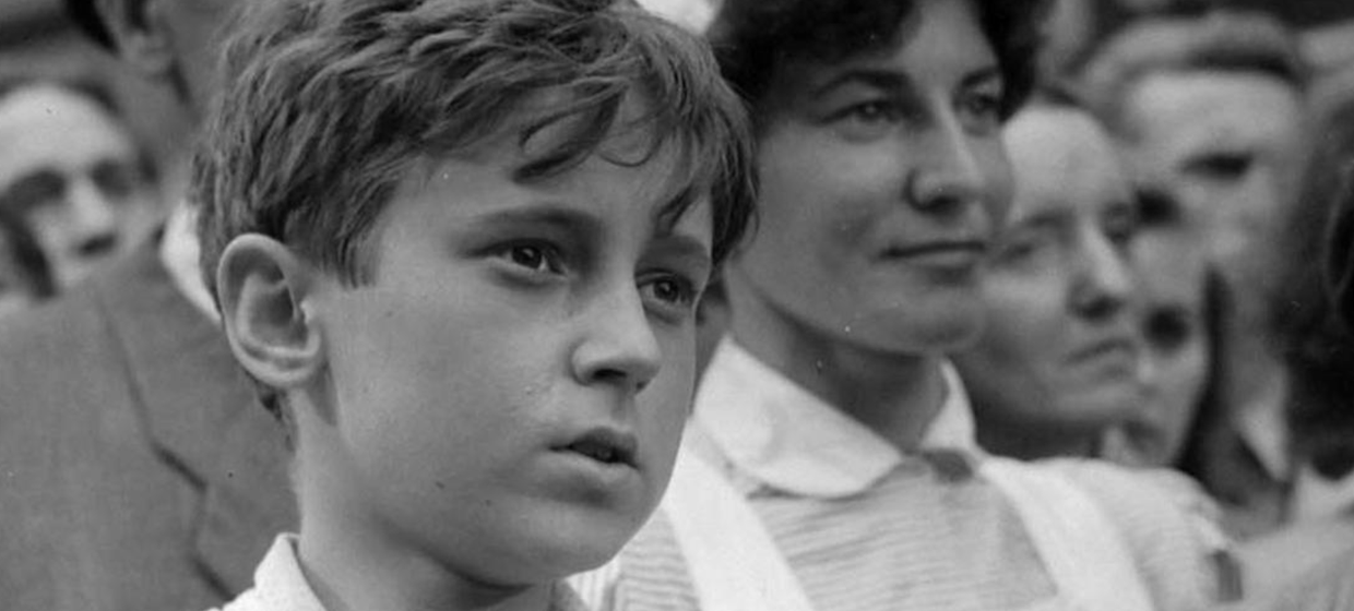 Wolne miato - Piotr Fronczewski - kadr z filmu PRL