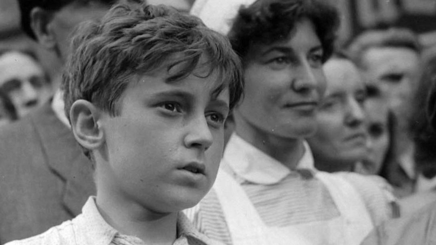 Wolne miato - Piotr Fronczewski - kadr z filmu PRL