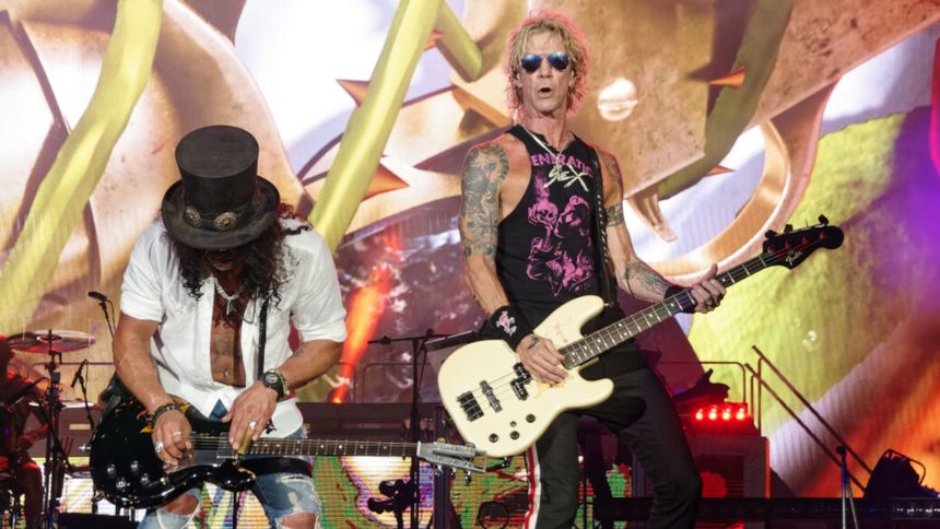 Slash, Duff McKagan - Guns N Roses