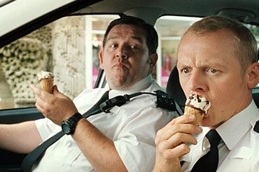 Nick Frost, Simon Pegg - Hot Fuzz - kadr z filmu