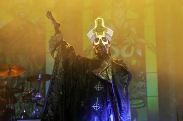 Ghost - Papa Emeritus