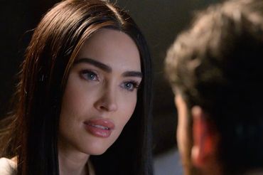 Uległość - Megan Fox kadr z filmu Netflix