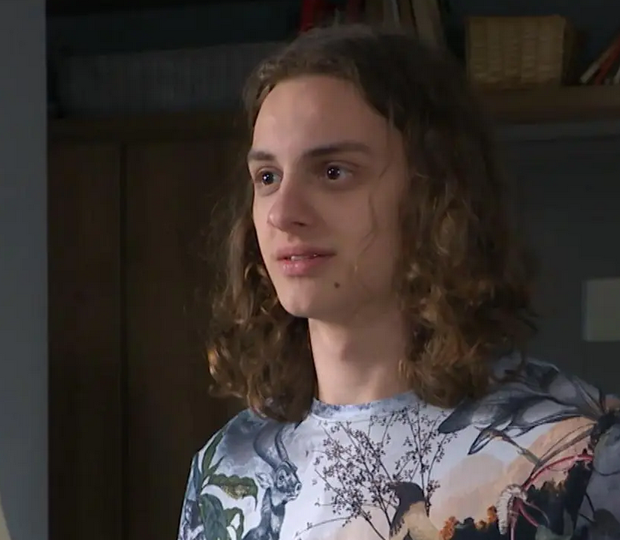 Jan Jakubik - Na Wspólnej - kadr z serialu TVN
