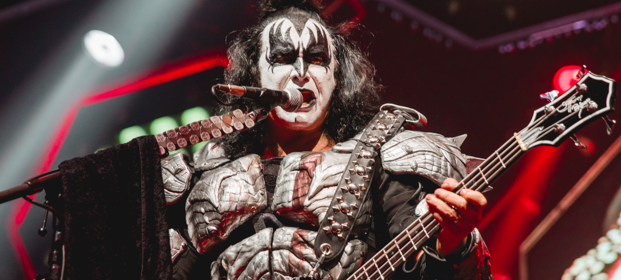 Gene Simmons podczas koncertu