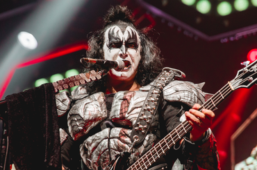 Gene Simmons podczas koncertu