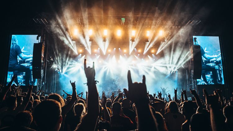 Koncert metalowy - materiał poglądowy