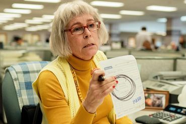 Wszystko wszędzie na raz - Jamie Lee Curtis - kadr z filmu