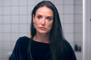 Demi Moore - Substancja - kadr z filmu