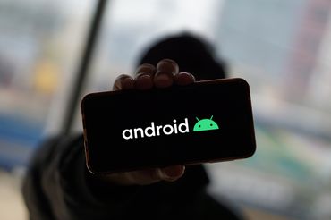Telefon z Androidem