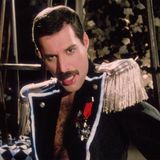 Freddie Mercury - Living on My Own - kadr z teleysku