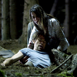 Antychryst - Willem Dafoe i Charlotte Gainsbourg - kadr z filmu Larsa von Triera