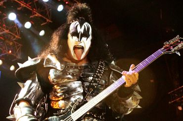 Gene Simmons - Kiss