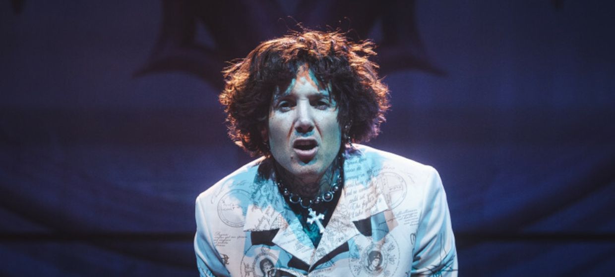 Bring Me the Horizon - Oliver Sykes 