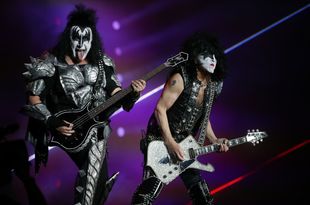 KISS