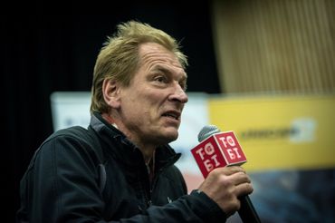 Julian Sands