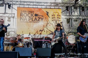 Rock na Plaży