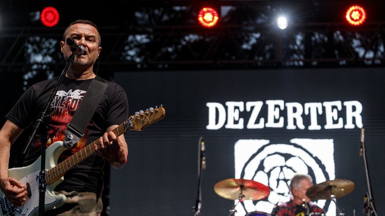 Dezerter