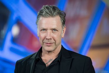 Mikael Persbrandt