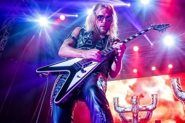 Richie Faulkner z Judas Priest