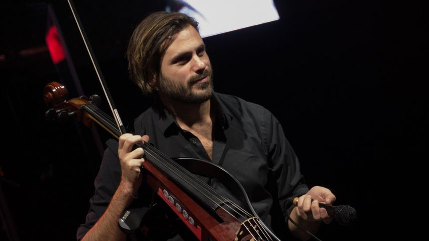 2Cellos