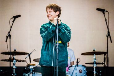 Nothing But Thieves
