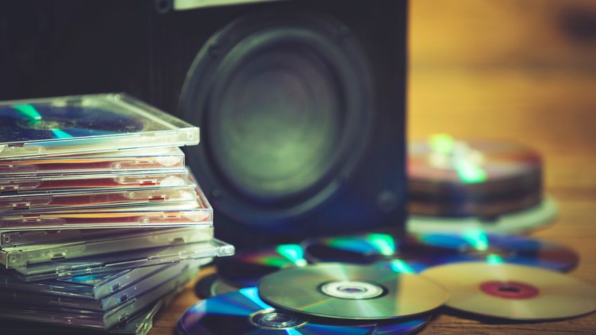 Płyty CD w Biedronce