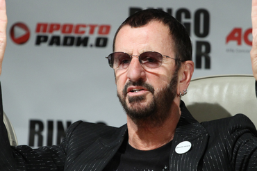 Ringo Starr odniósł się do plotek o zastąpieniu sztuczną inteligencją głosu Johna Lennona