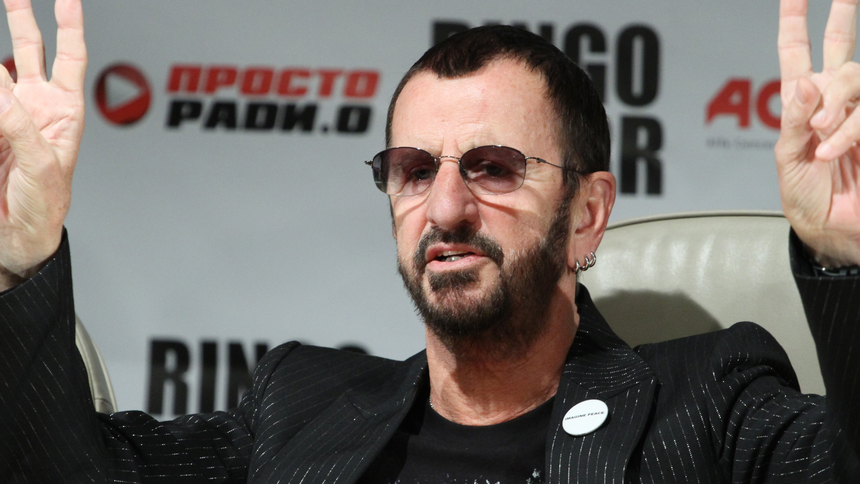 Ringo Starr odniósł się do plotek o zastąpieniu sztuczną inteligencją głosu Johna Lennona