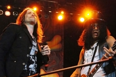 Slash i Myles Kennedy